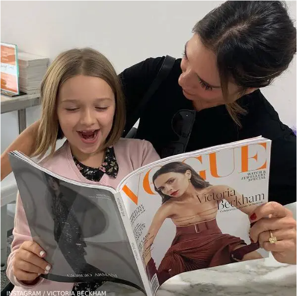 Ăn mặc thoải mái nhưng đã được xem tạp chí thời trang từ nhỏ.