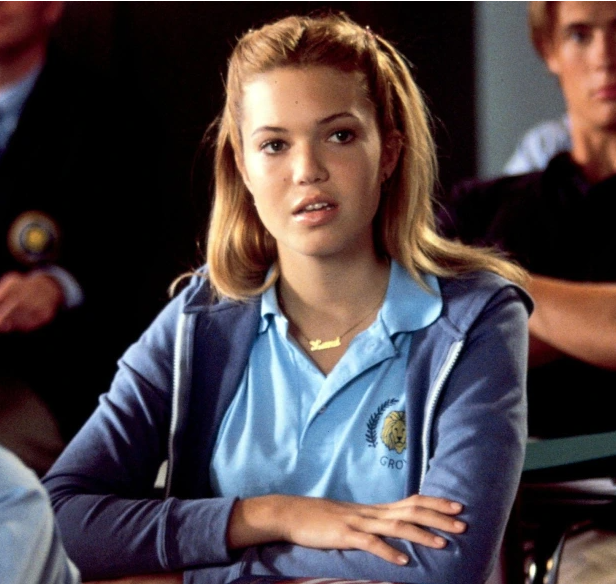 Đồ thể thao của Mandy Moore trong Nhật Ký Công Chúa cũng vô cùng dễ thương.