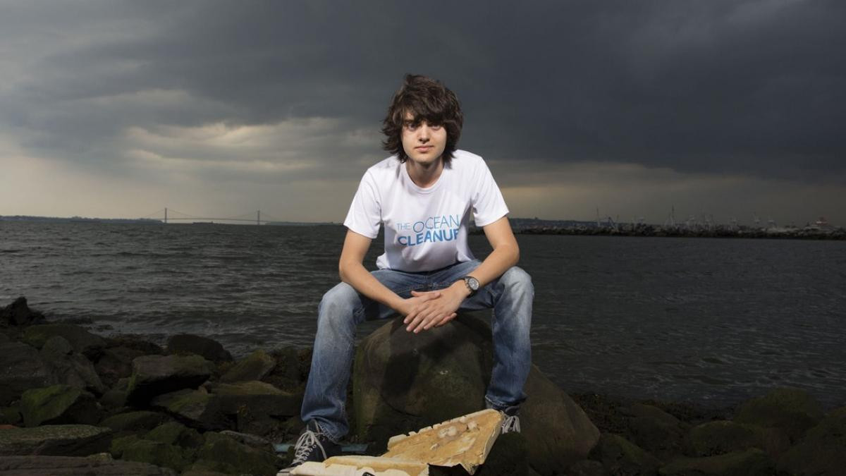 Chàng trai người Hà Lan Boyan Slat với ý tưởng gom rác đại dương, dự án "The Ocean Clean Up".