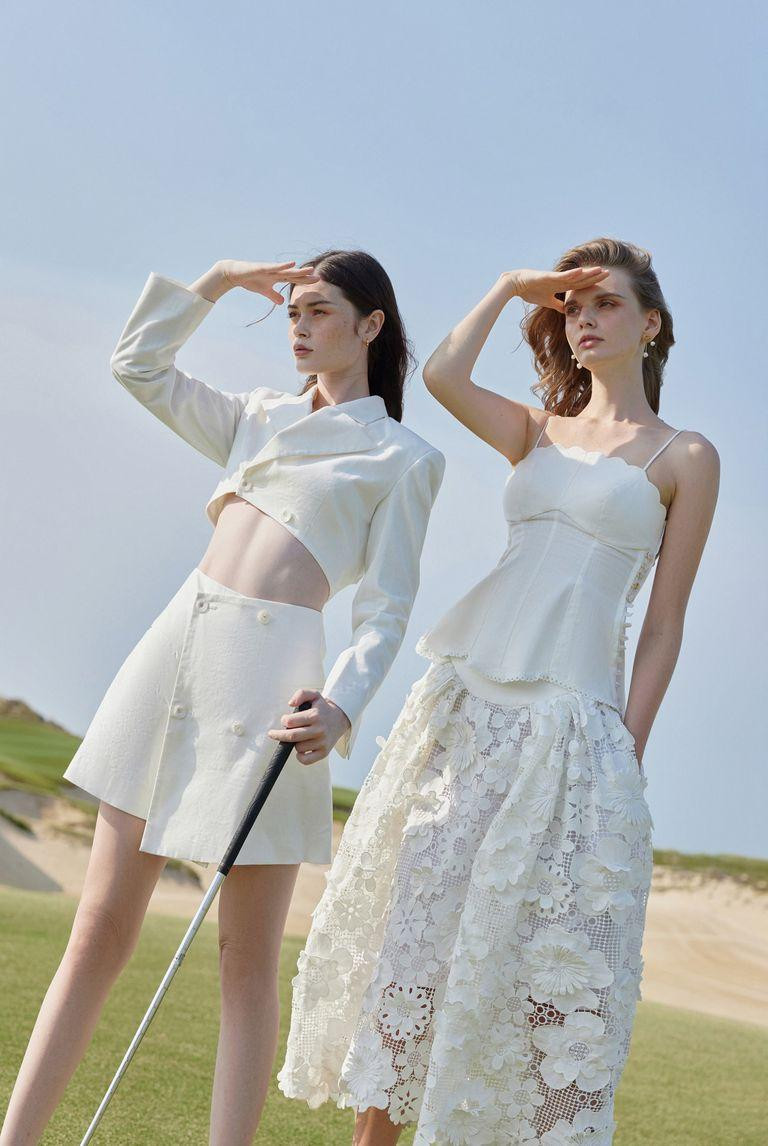 Những sản phẩm của Dear José được đánh giá cao và là một nhãn nội địa có nội lực. Những sản phẩm của Dear José được đánh giá cao và là một nhãn nội địa có nội lực.