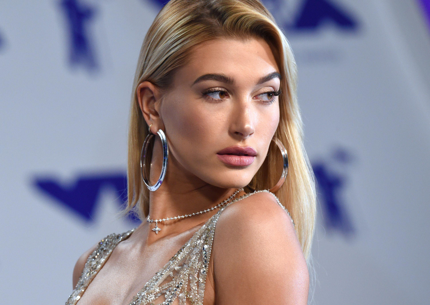 Bạn thích cập nhật xu hướng mới và luôn hào hứng thử các trend mới nhất. Bạn thích cập nhật xu hướng mới và luôn hào hứng thử các trend mới nhất.