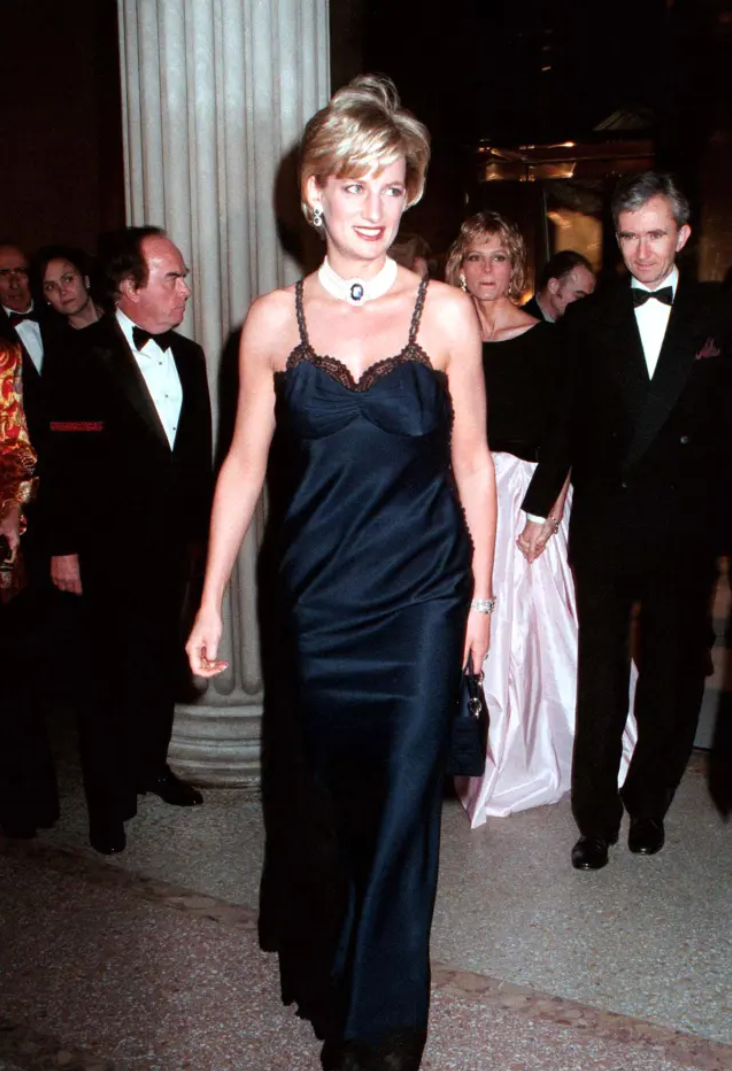So với những gì rực rỡ trong quá khứ, như năm 1996 công nương Diana tham dự Met Gala.