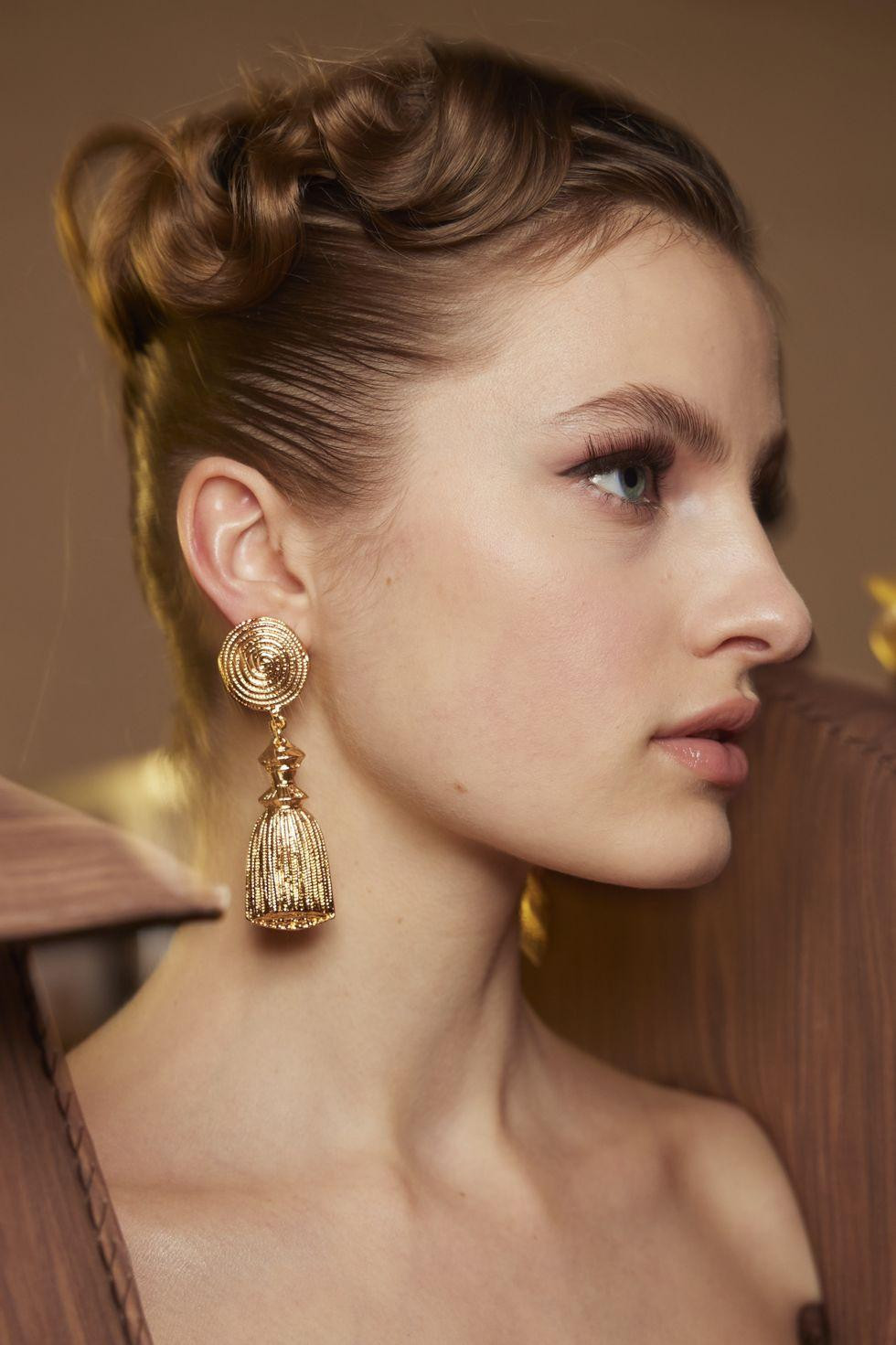 Show Moschino Fall 2022 Show Moschino Fall 2022