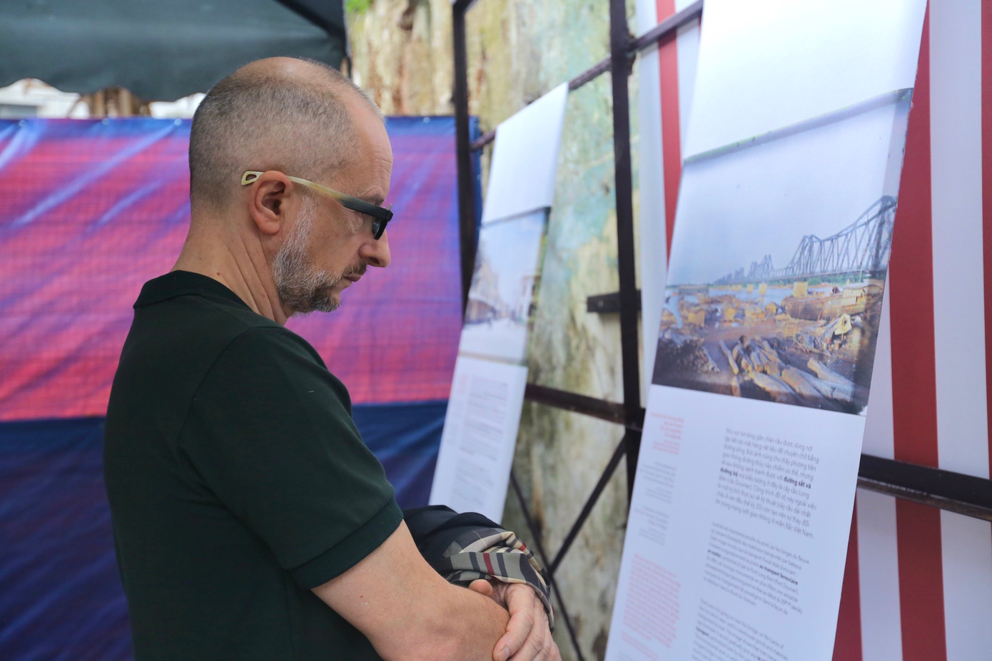 Đại diện vùng Ile-de-France cho biết, triển lãm là một trong những nội dung quan trọng trong Hội nghị hợp tác giữa các địa phương của Việt Nam và Pháp lần thứ 12.