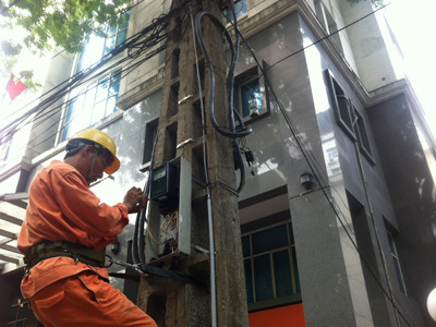 Không lo mất điện trong các đợt thi ĐH, CĐ năm 2013. (Ảnh: Phong Cầm)