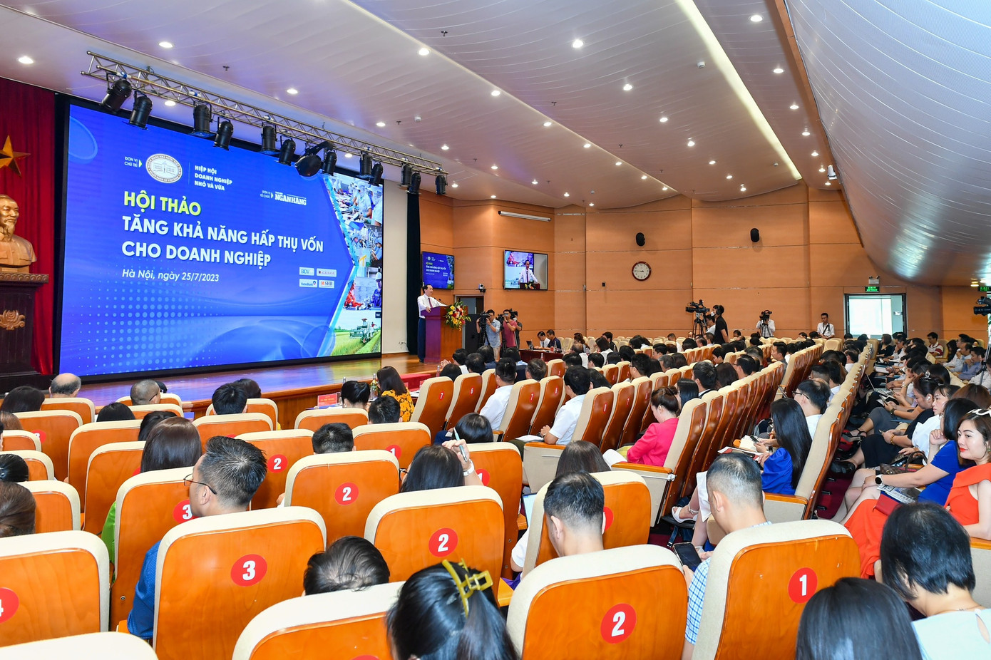 Toàn cảnh hội thảo do Ngân hàng Nhà nước tổ chức.