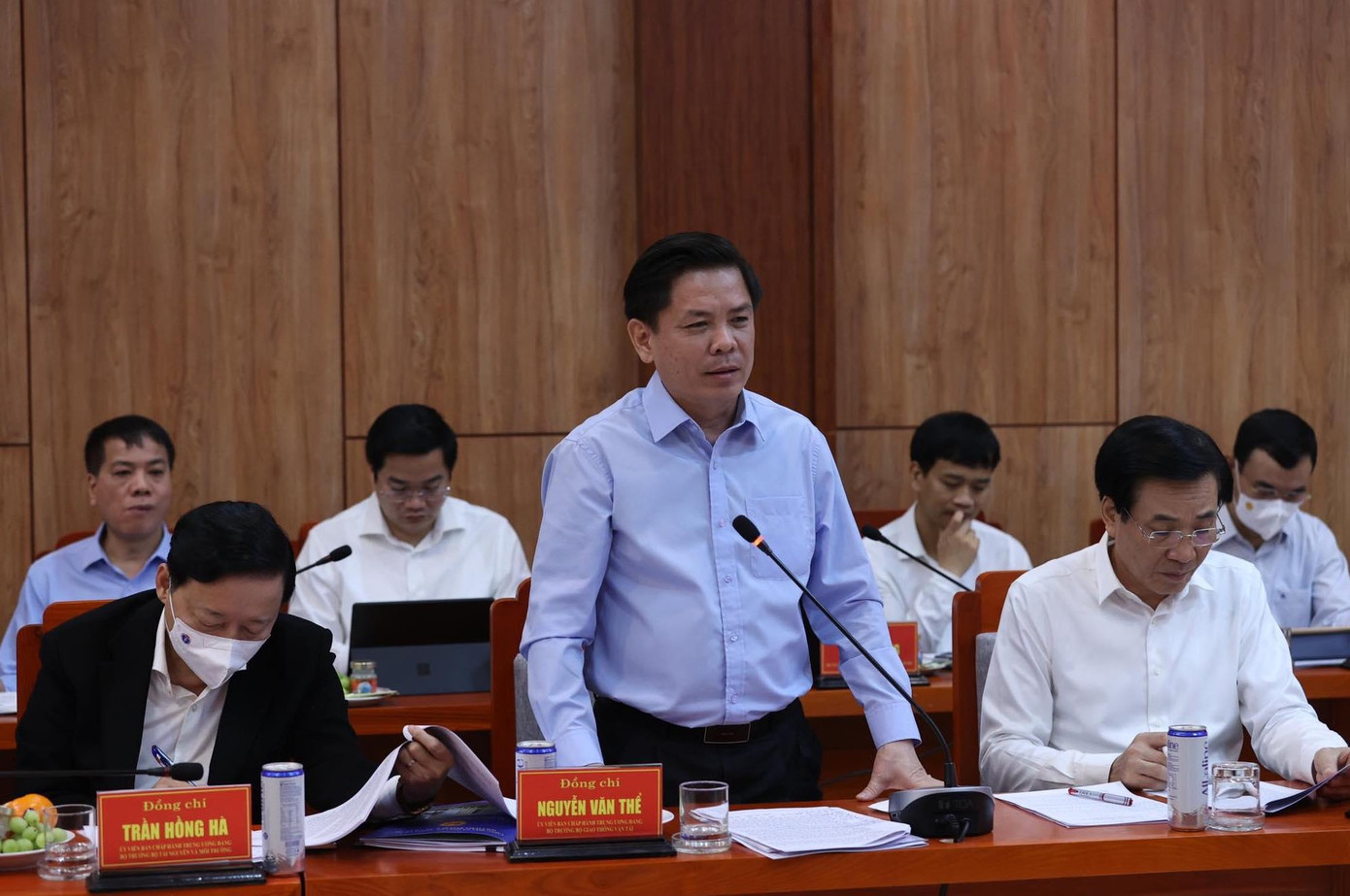 Bộ trưởng Bộ GTVT Nguyễn Văn Thể phát biểu về kiến nghị của UBND tỉnh Khánh Hoà. Ảnh C.H Bộ trưởng Bộ GTVT Nguyễn Văn Thể phát biểu về kiến nghị của UBND tỉnh Khánh Hoà. Ảnh C.H