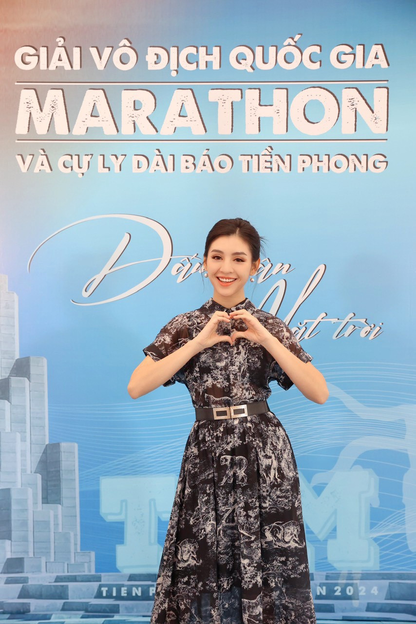 Người đẹp Lê Thanh Tú đồng hành cùng nhiều sự kiện thể thao. Cô được biết đến là người đẹp yêu thích bộ môn golf.