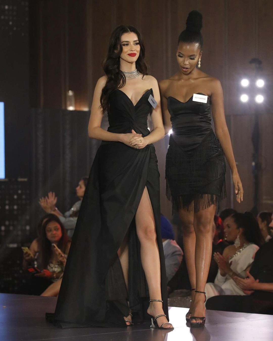 Tại phần thi Người đẹp Thời trang, Nursena Say cũng có màn trình diễn ấn tượng và giành được ngôi vị á quân Top Model năm nay. Nursena Say được xem là thí sinh dung hòa nhiều yếu tố về nhan sắc, hình thể và kỹ năng trình diễn.