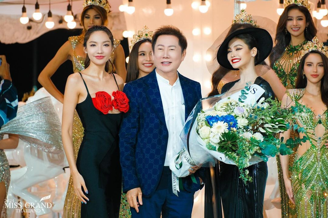 Hoa hậu Hòa bình Thái Lan 2022 Engfa Wahara ký hợp đồng kéo dài 7 năm với tổ chức MGI.