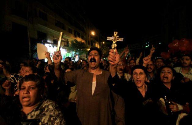 Đụng độ xảy ra trong đêm 9-10 tại thủ đô Cairo. Ảnh: www.chron.com