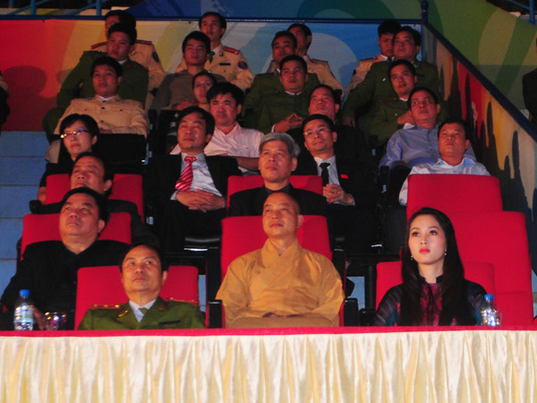 Mỗi người Việt Nam cần phải nhận thức nghiêm túc về tác hại khôn lường của tai nạn giao thông đối với quá trình phát triển chung của đất nước, cũng như đối với cuộc sống của tất cả mọi người dân, mọi gia đình