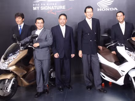 PCX từng làm mưa làm gió trên thị trường nhưng hiện đang là gánh nặng cho các HEAD vì ế ẩm