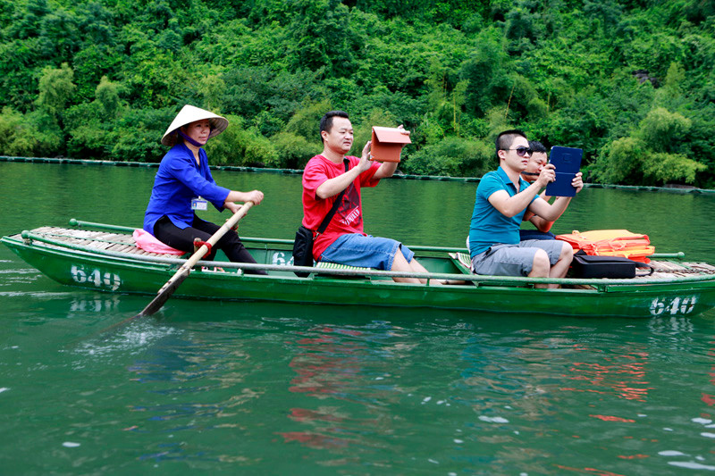 Ipad vẫn tác nghiệp như thường. 