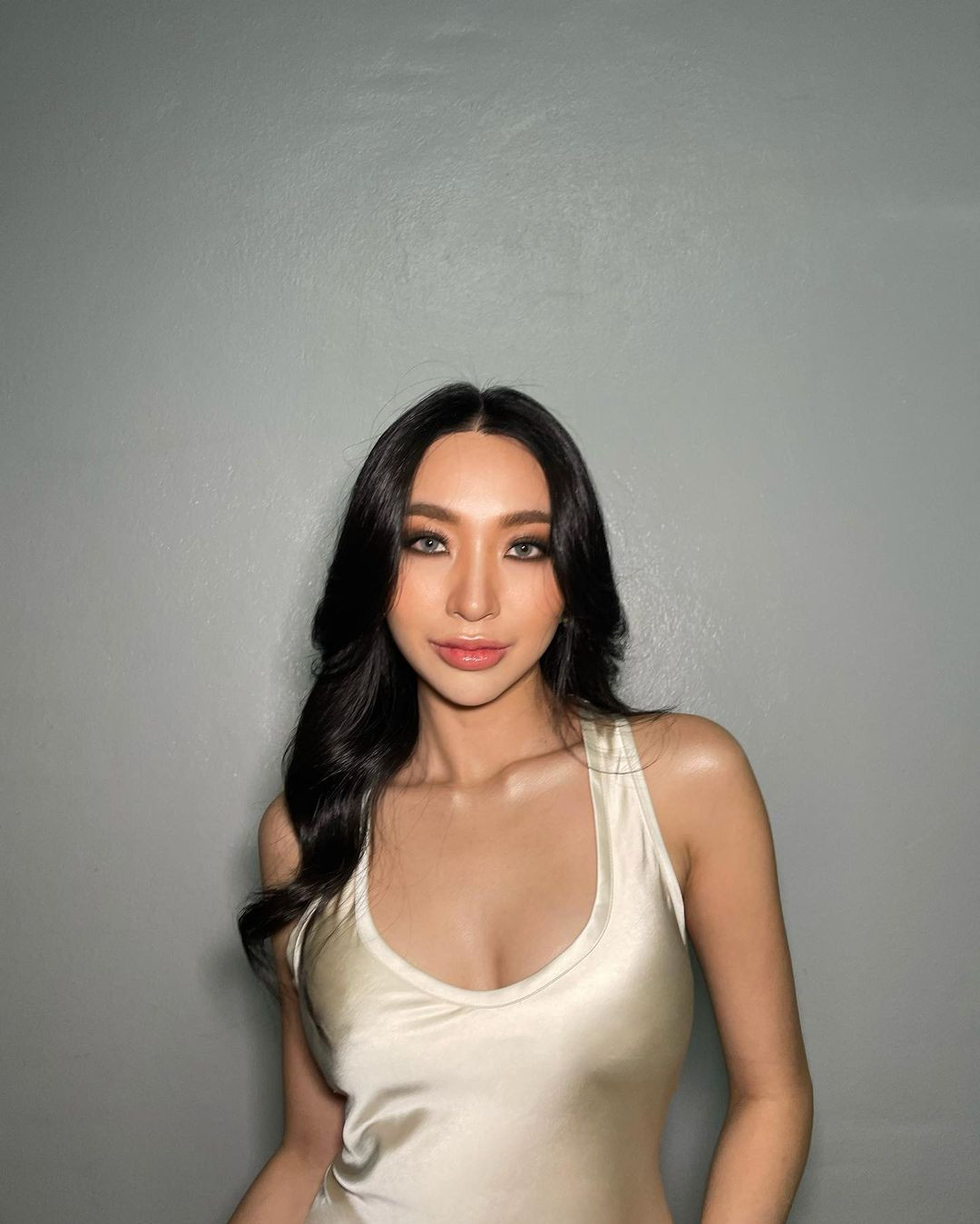 Năm ngoái, đại diện Lào tại Hoa hậu Hoàn vũ 2023 là người đẹp Papao-Phaimany Lathsabanthao. Dù được đánh giá cao, cô vẫn phải ra về tay trắng.