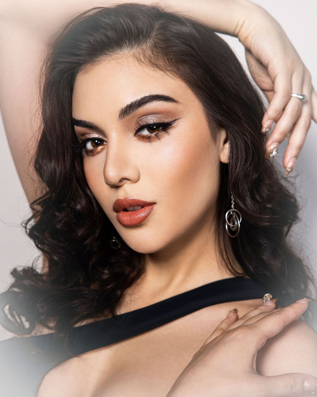 Thet San Andersen năm nay 24 tuổi, có mẹ là người Myanmar, bố là người Thụy Điển.