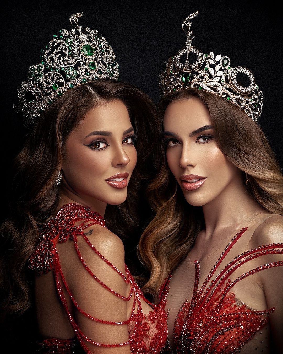 Chung kết Hoa hậu Hòa bình Cuba 2024 có sự tham dự của đương kim Hoa hậu Hòa bình Quốc tế Luciana Fuster. Khoảnh khắc đọ sắc của hai người đẹp trong hậu trường nhận được nhiều khen ngợi từ khán giả.