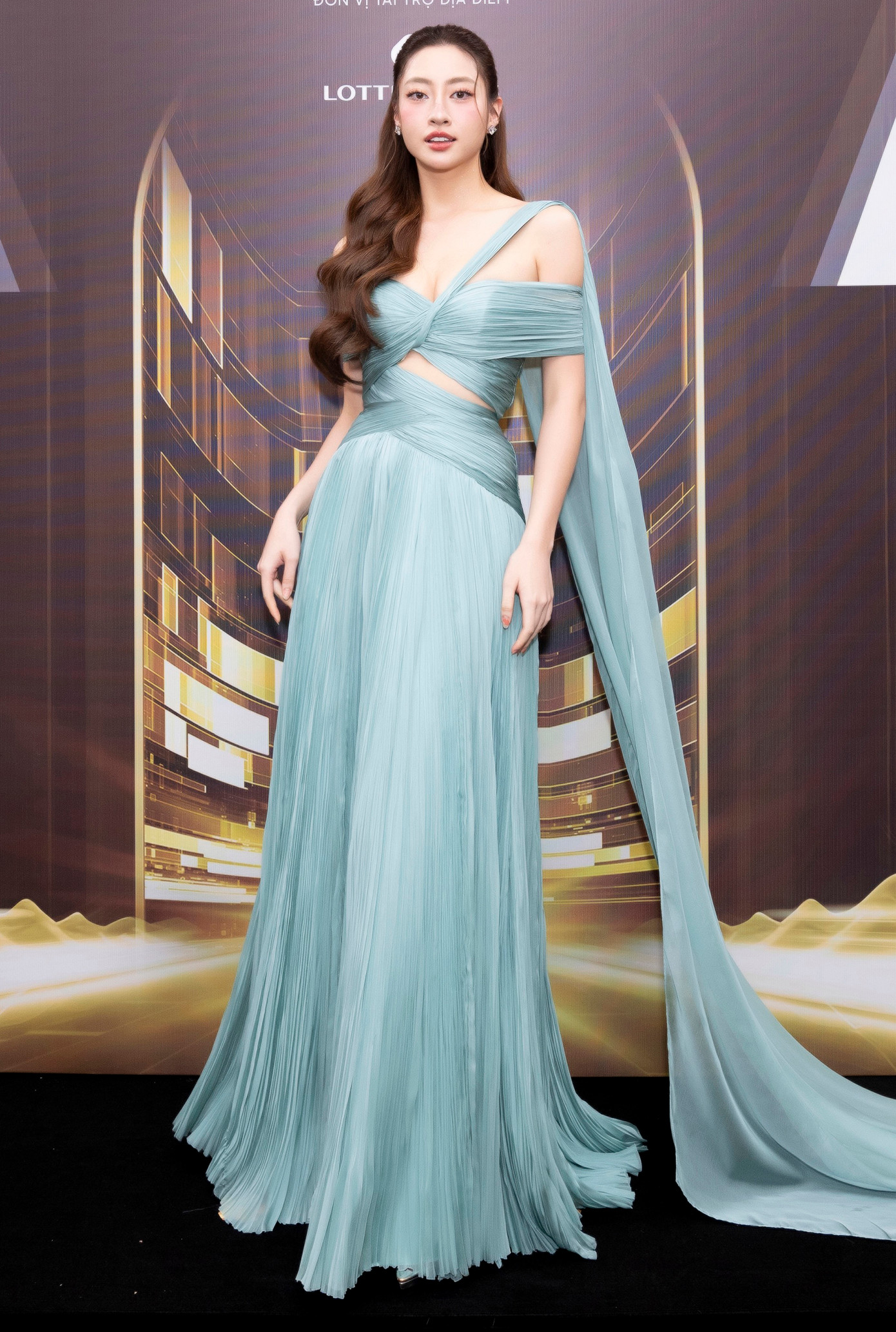 Hoa hậu Thanh Thủy, Lê Hoàng Phương, Lương Thùy Linh, Đoàn Thiên Ân tại sự kiện.