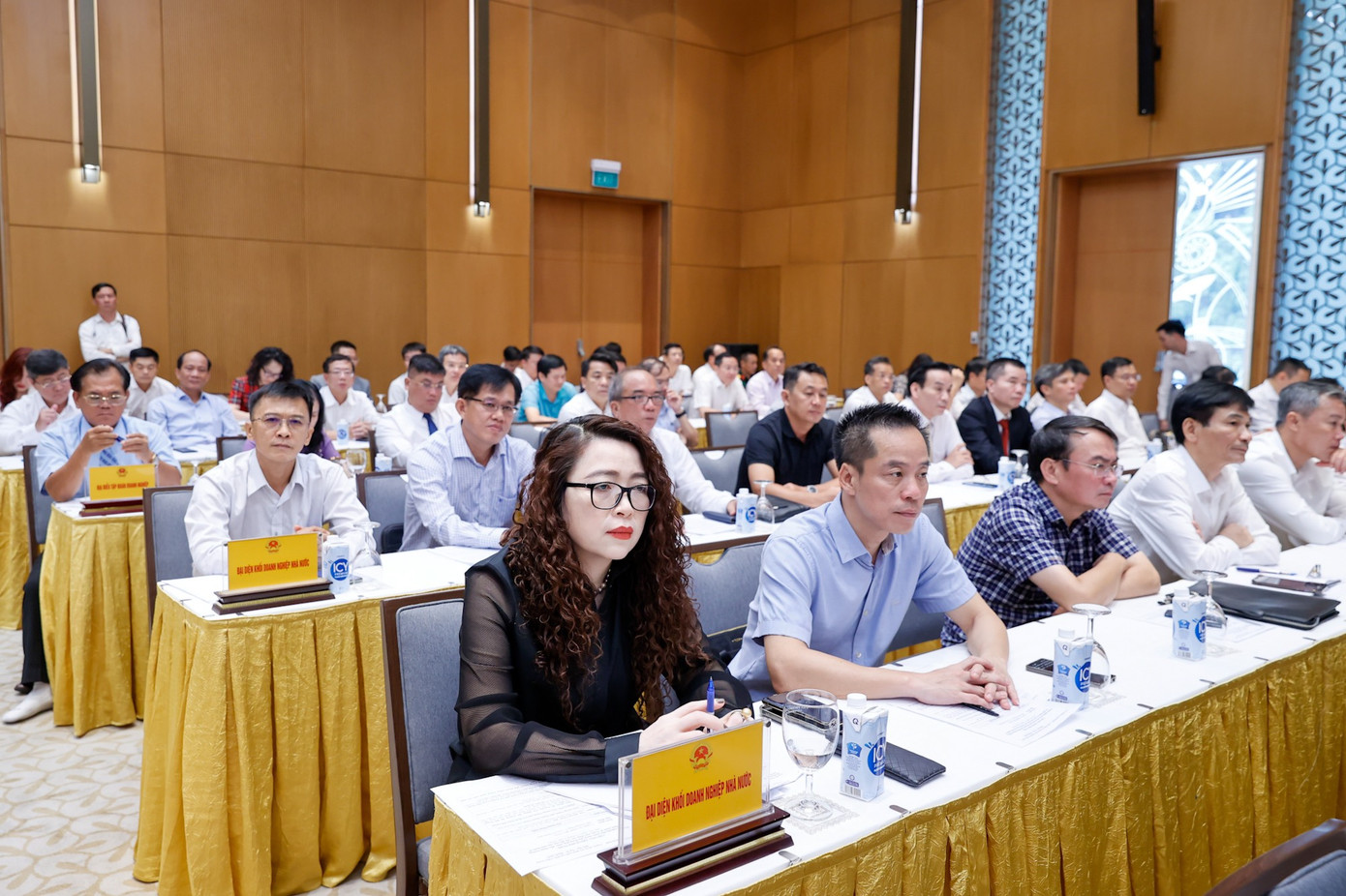 Đại diện các DNNN tham gia hội nghị. Đại diện các DNNN tham gia hội nghị.