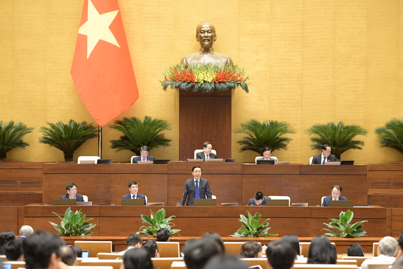 Quốc hội chất vấn Phó Thủ tướng Trần Hồng Hà. Ảnh: Như Ý.