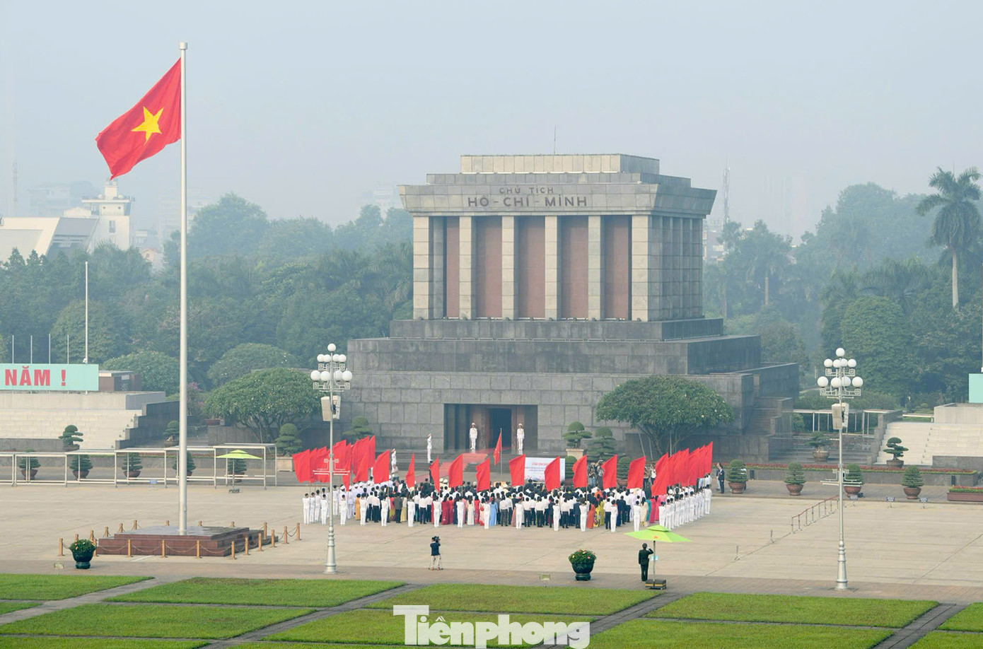 Quảng trường Ba Đình.