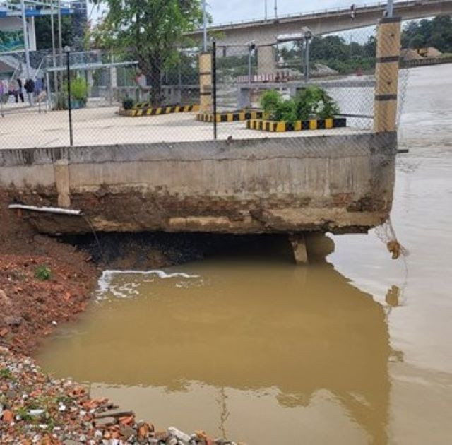 Sạt lở tại khu vực sông Đồng Nai đoạn thuộc phường Thái Hòa (TP. Tân Uyên)