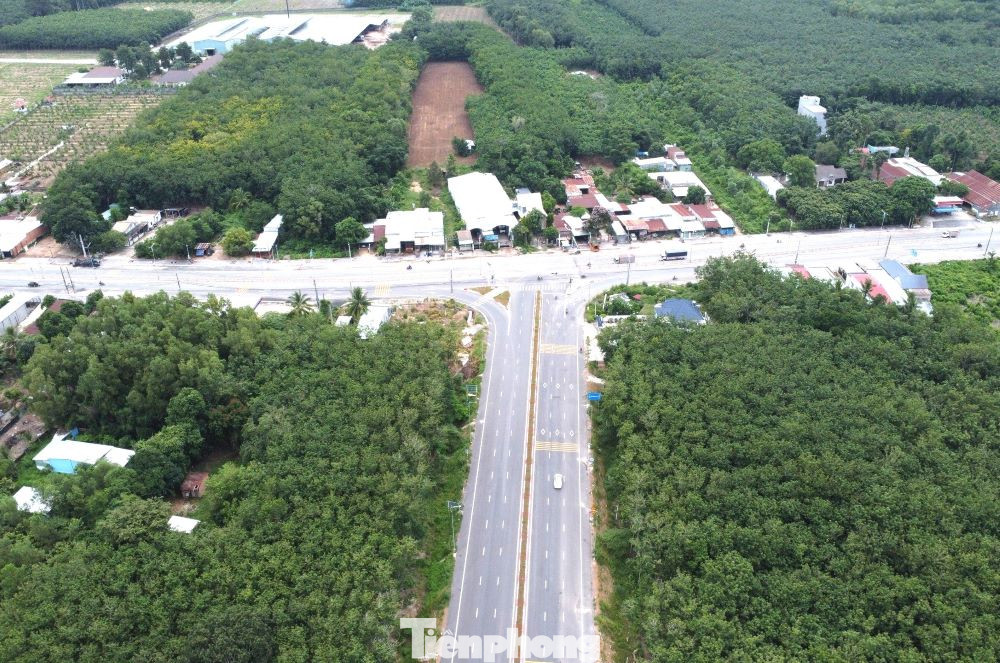 Với dự án này, tỉnh Tây Ninh chịu trách nhiệm đầu tư dự án “Nâng cấp, mở rộng đường Đất Sét – Bến Củi” với tổng chiều dài hơn 12 km, kinh phí thực hiện hơn 510 tỷ đồng.