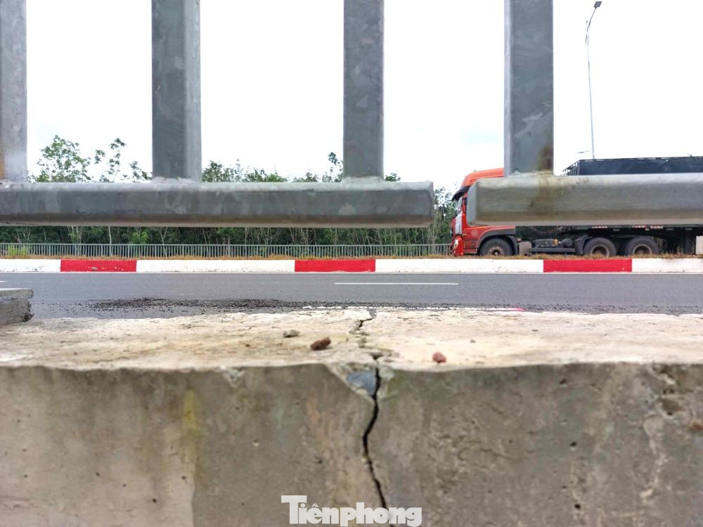 Công trình xuống cấp, xuất hiện vết nứt