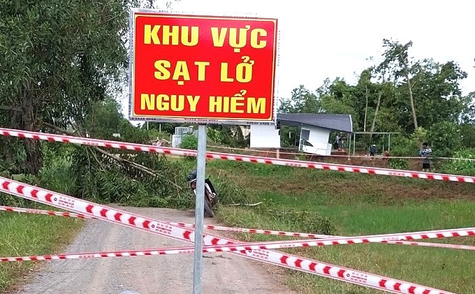 Phong tỏa khu vực sạt lở tại xã An Tây (thị xã Bến Cát)