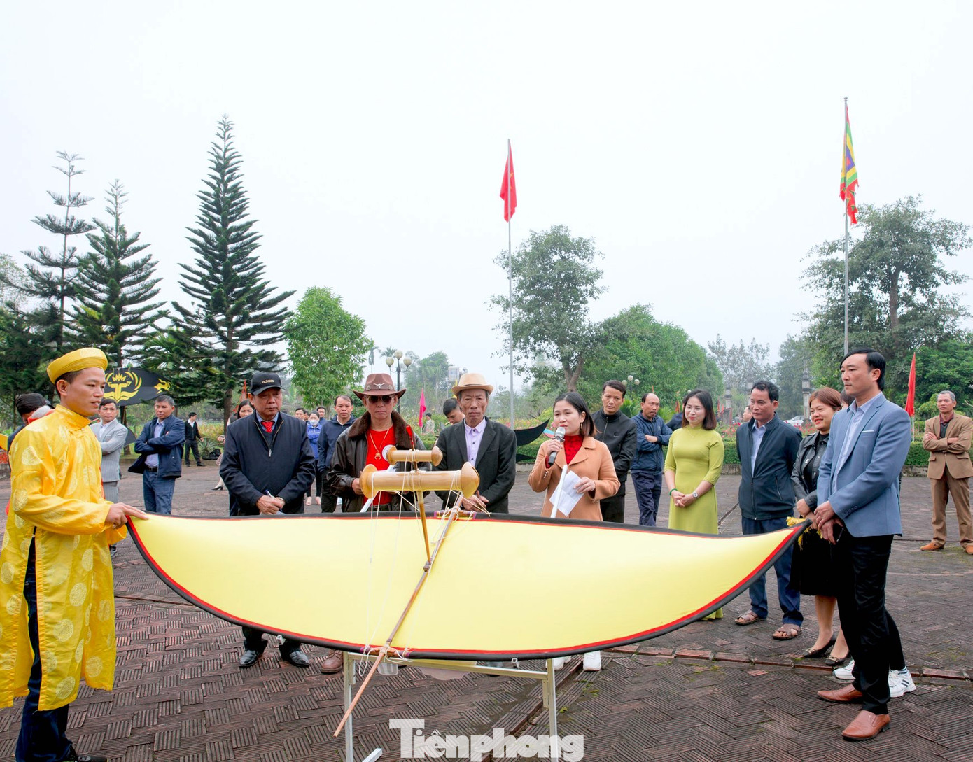 Nằm trong chuỗi hoạt động Lễ hội Hải Thượng Lãn Ông Lê Hữu Trác năm 2023, tại Khu Di tích Nhà thờ Đại Danh y Hải Thượng Lãn Ông Lê Hữu Trác ở xã Quang Diệm (huyện hương Sơn, tỉnh Hà Tĩnh) đã tổ chức hội thi trưng bày diều sáo Hải Thượng. Nằm trong chuỗi hoạt động Lễ hội Hải Thượng Lãn Ông Lê Hữu Trác năm 2023, tại Khu Di tích Nhà thờ Đại Danh y Hải Thượng Lãn Ông Lê Hữu Trác ở xã Quang Diệm (huyện hương Sơn, tỉnh Hà Tĩnh) đã tổ chức hội thi trưng bày diều sáo Hải Thượng.