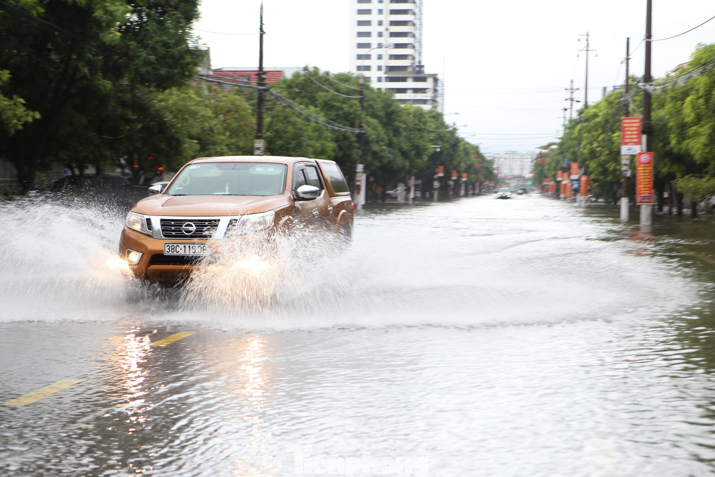 Nhiều vị trí ngập sâu