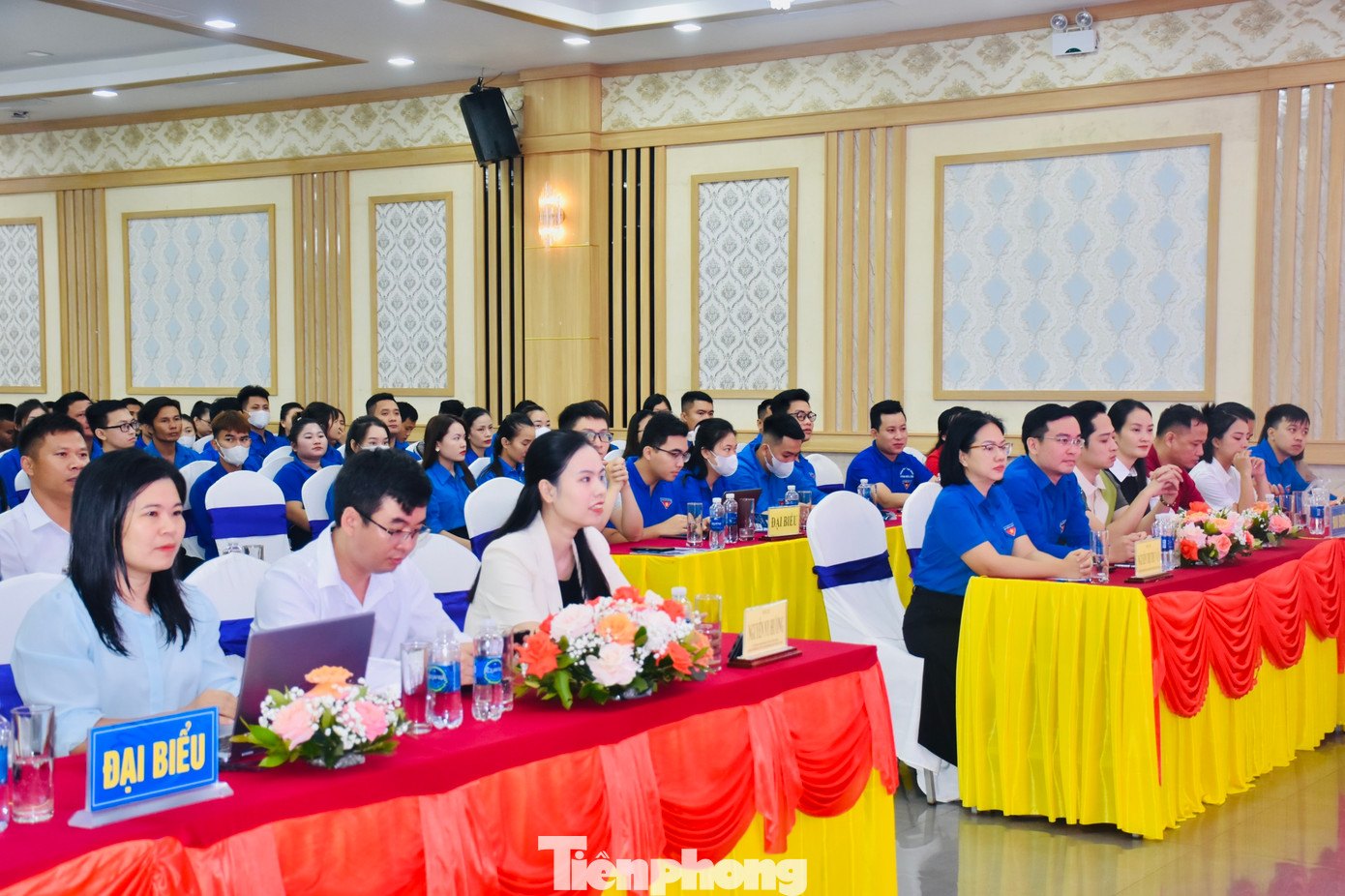 Toàn cảnh chương trình hội nghị tập huấn tăng cường kỹ năng bán các sản phẩm OCOP qua phương tiện số cho thanh niên nông thôn. Toàn cảnh chương trình hội nghị tập huấn tăng cường kỹ năng bán các sản phẩm OCOP qua phương tiện số cho thanh niên nông thôn.