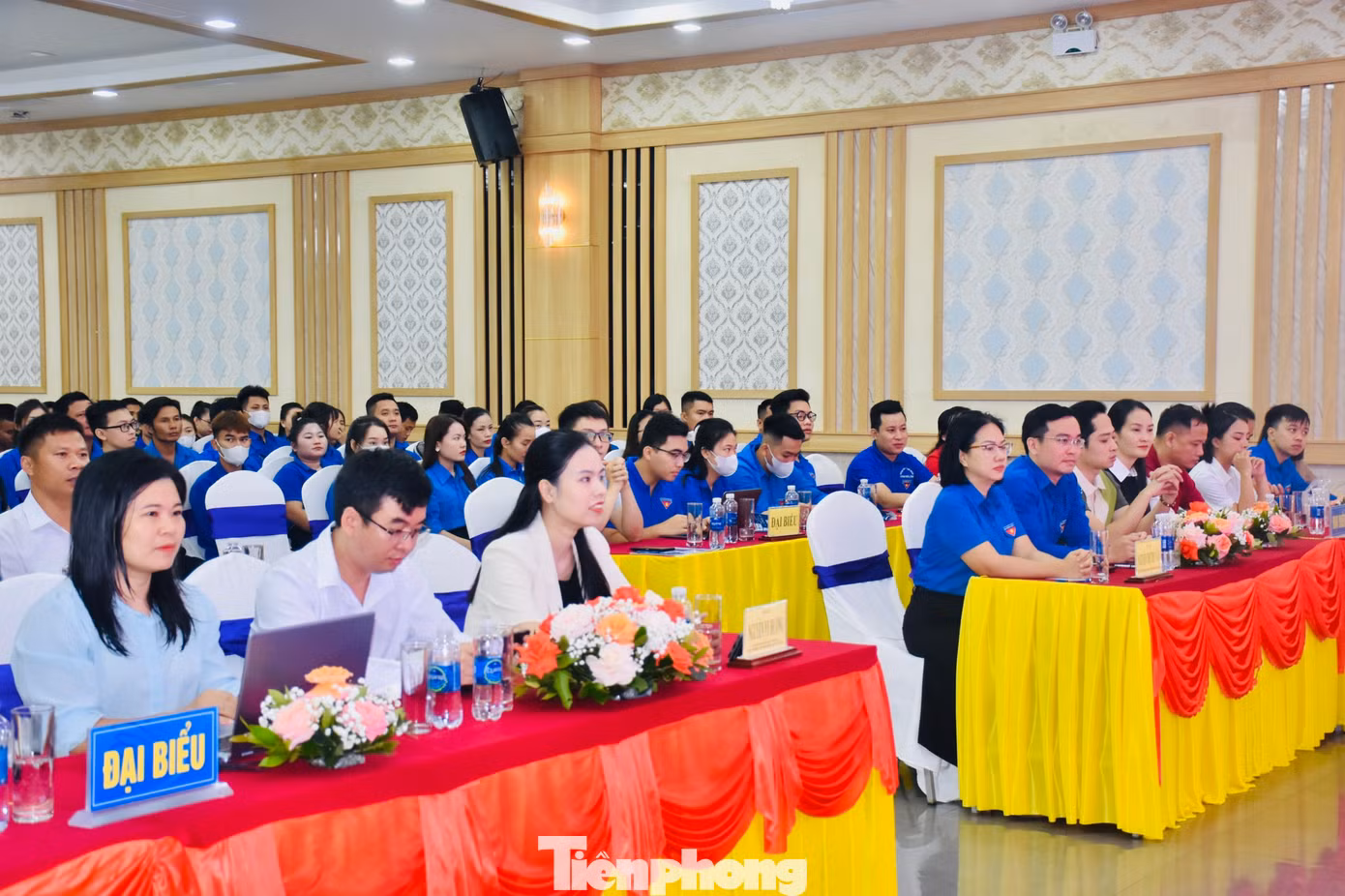Toàn cảnh chương trình hội nghị tập huấn tăng cường kỹ năng bán các sản phẩm OCOP qua phương tiện số cho thanh niên nông thôn.