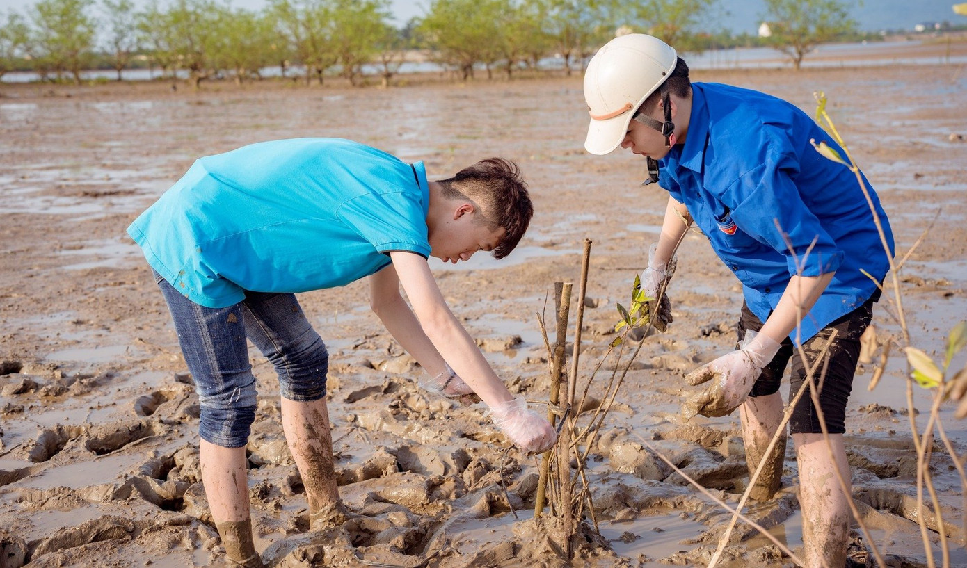 Đoàn viên thanh niên tham gia hưởng ứng tích cực.