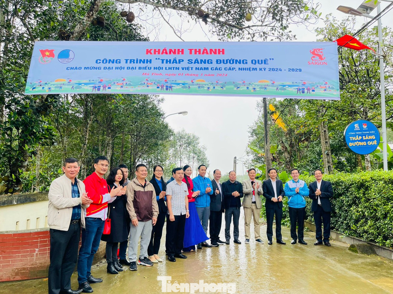 Công trình "Thắp sáng đường quê" tại xã Hương Đô.