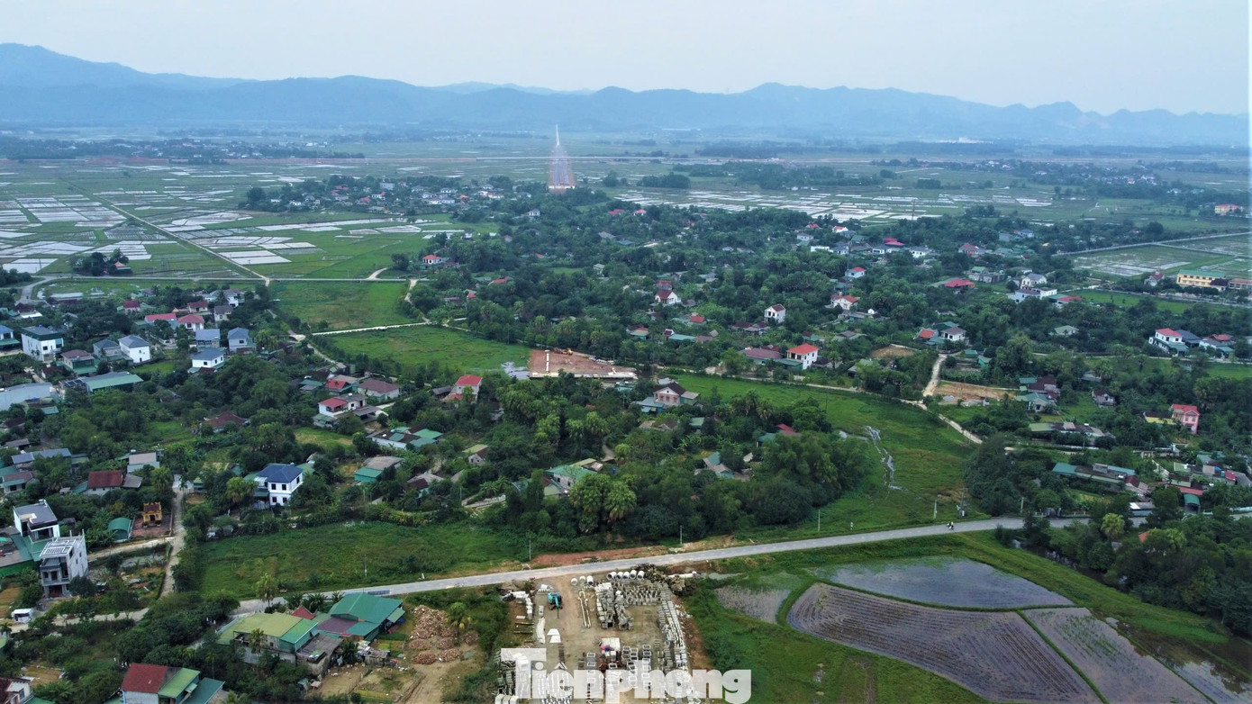 Dự án đường Hàm Nghi kéo dài đang bị tắc nghẽn do vướng mặt bằng.