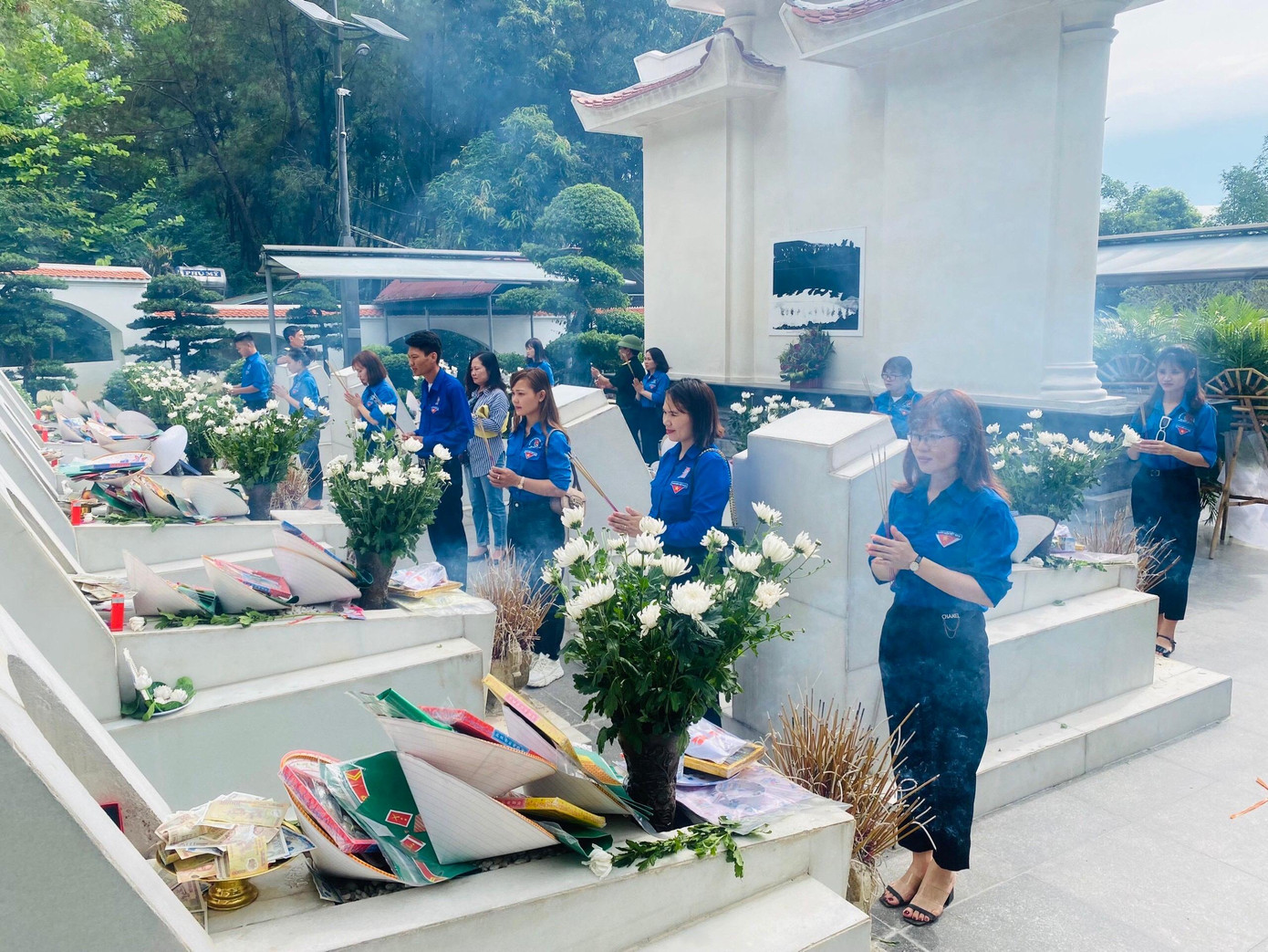 Hướng đến kỷ niệm 75 năm Ngày Thương binh, Liệt sỹ (27/7/1947-27/7/2022), 54 năm chiến thắng Đồng Lộc (1968-2022), những ngày qua, các cấp bộ Đoàn trong toàn tỉnh đang triển khai nhiều hoạt động thiết thực, ý nghĩa hướng về các thương binh, liệt sĩ, đối tượng có công với cách mạng, gia đình chính sách.