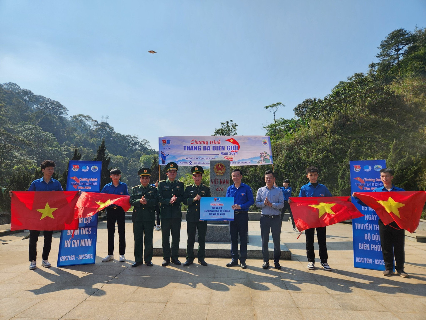 Nhiều hoạt động ý nghĩa trong chương trình &quot;Tháng 3 biên giới&quot;.