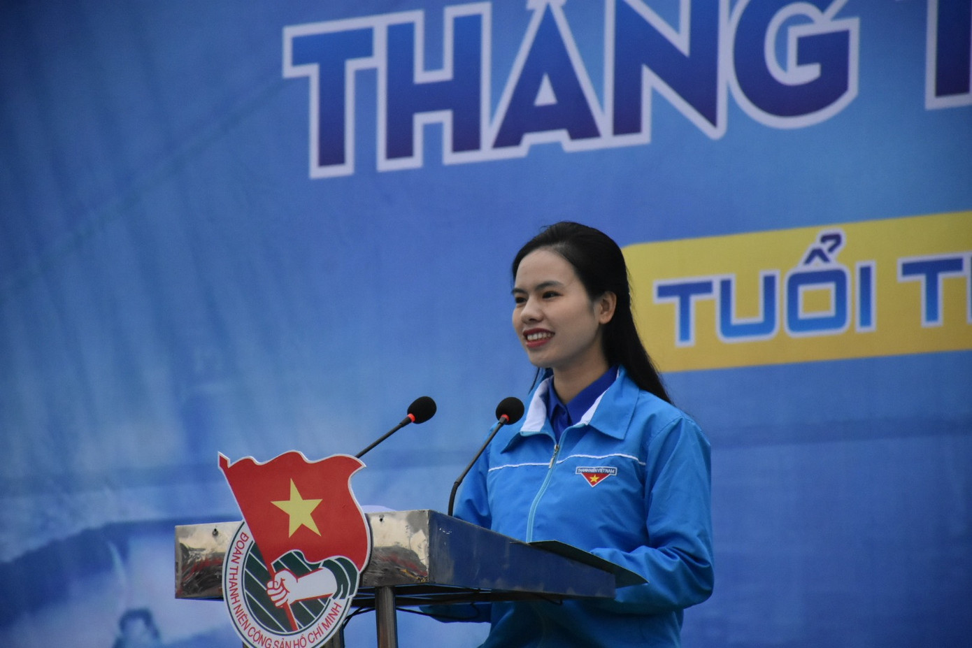 Chị Nguyễn Ny Hương phát biểu tại buổi lễ.