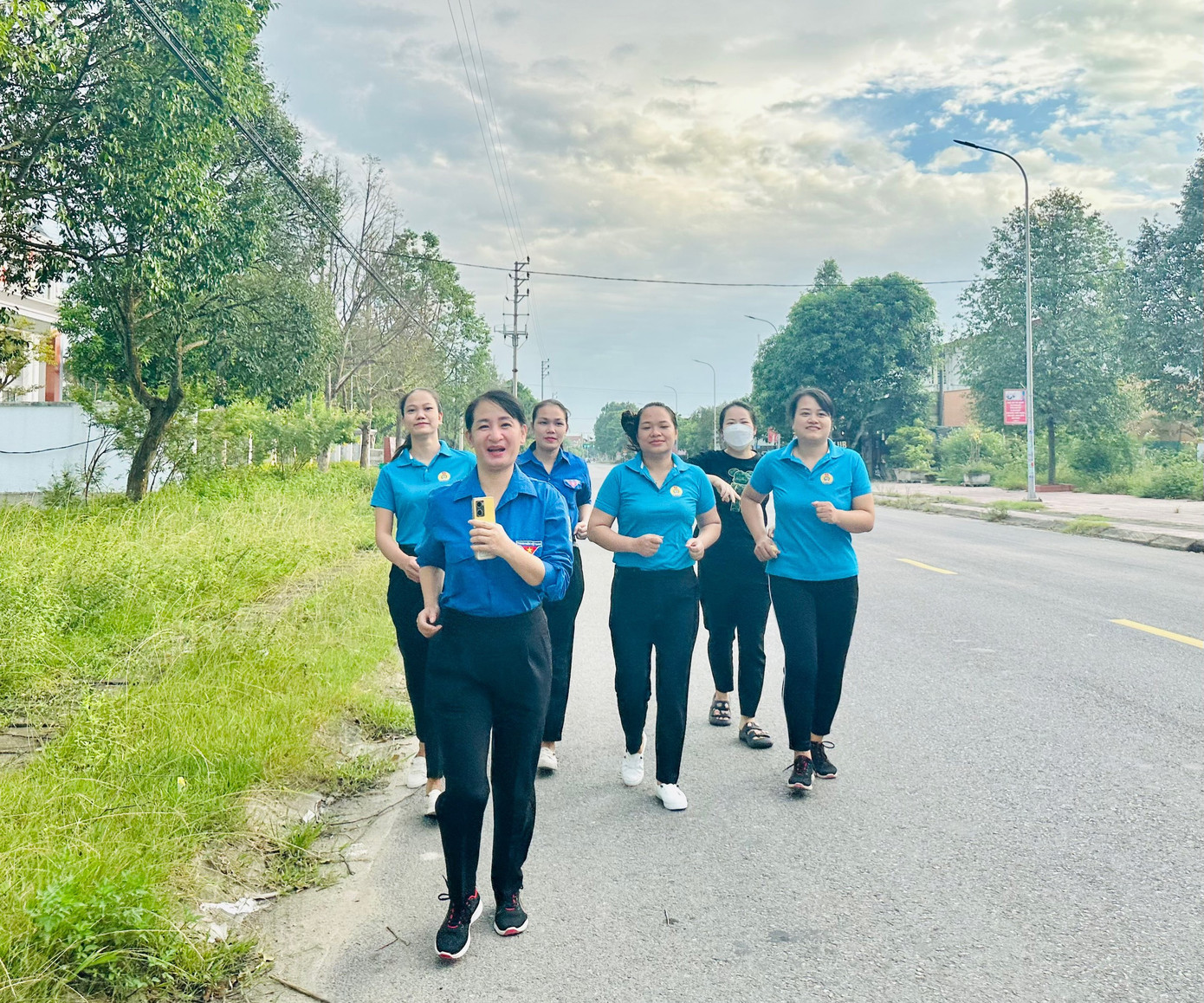 Khi tham gia chương trình, ngoài việc cải thiện sức khỏe, chất lượng cuộc sống, với mỗi km đi bộ hoặc chạy bộ của các VĐV, người dân, Sacombank sẽ tài trợ 1.000 đồng vào quỹ xây dựng Nhà văn hóa cộng đồng dân tộc ở Lai Châu.