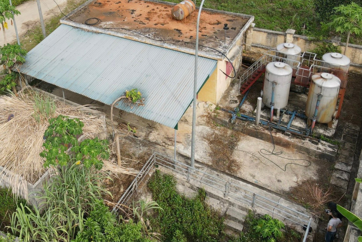 Nhà máy nước tại khu tái định cư Khe Ná - Khe Gỗ phục vụ cho 130 hộ tái định cư nhưng không vận hành như kỳ vọng.