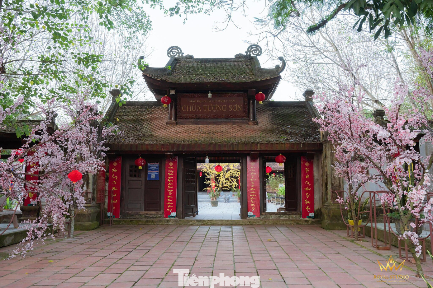 Chùa Tượng Sơn ở Xóm Vĩnh Tuy, làng Yên Hồ, xã Tình Diệm nay là xã Sơn Giang, huyện Hương Sơn, tỉnh Hà Tĩnh. Ngôi chùa tọa lạc bên bờ sông Ngàn Phố thơ mộng. Chùa Tượng Sơn ở Xóm Vĩnh Tuy, làng Yên Hồ, xã Tình Diệm nay là xã Sơn Giang, huyện Hương Sơn, tỉnh Hà Tĩnh. Ngôi chùa tọa lạc bên bờ sông Ngàn Phố thơ mộng.