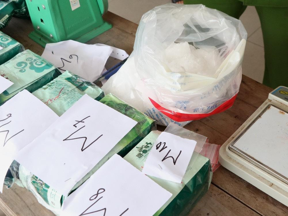 9kg ma tuý bị công an phát hiện và thu giữ.