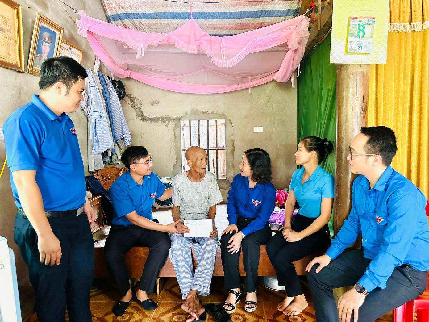 Thông qua những hoạt động tri ân thể hiện sự quyết tâm của tuổi trẻ Hà Tĩnh nhằm phát huy truyền thống cách mạng, nguyện không ngừng học tập, lao động, rèn luyện, cống hiến vì sự nghiệp xây dựng và bảo vệ Tổ quốc.