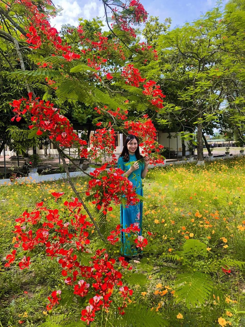 Cô Cù Thị Hà - giáo viên môn Ngữ Văn trường THPT Nguyễn Văn Trỗi. (Ảnh NVCC).