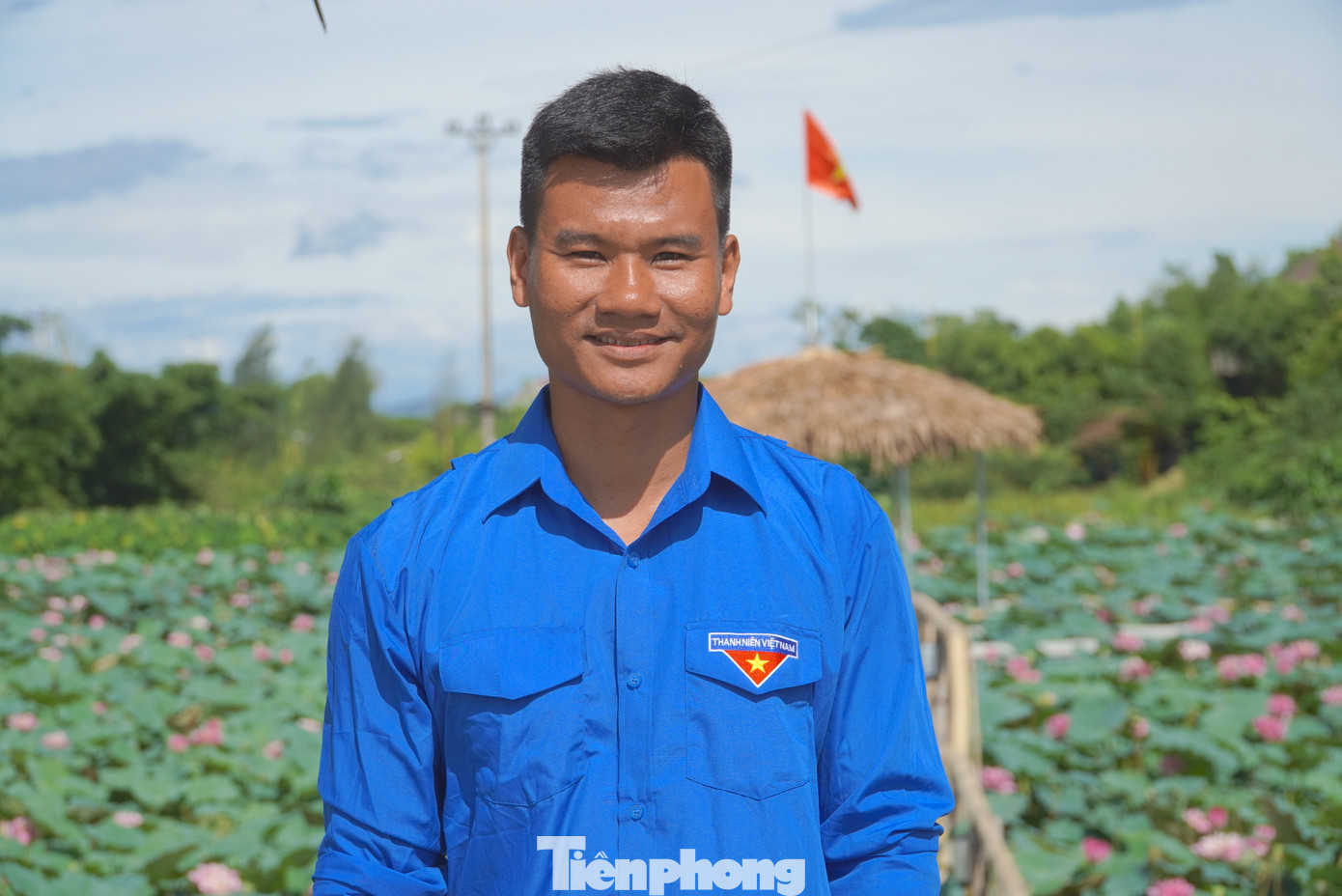 Anh Nguyễn Minh Tuấn (SN 1986) - Tổ trưởng Tổ hợp tác Sen Thanh niên Đoàn phường Thạch Linh cho biết, sau 2 năm triển khai mô hình, bước đầu đã có những thành công. Từ khu đầm lầy, nơi cỏ hoang mọc um tùm, sau hai năm triển khai đã trở thành đầm sen tỏa ngát hương thơm, được nhiều người đến tham quan, chụp ảnh.