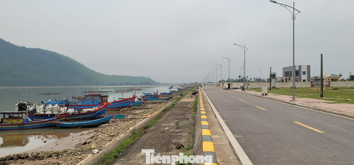 Dự án Đầu tư xây dựng cơ sở hạ tầng nghề cá tại Khu neo đậu tránh, trú bão Cửa Khẩu - Kỳ Hà mới được hoàn thiện đưa vào sử dụng.