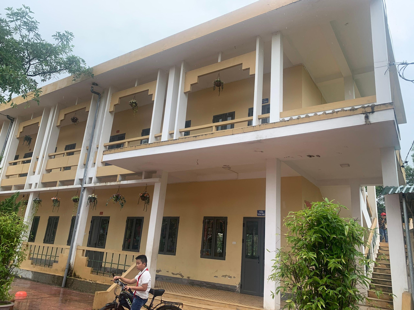 Dãy nhà hai tầng nơi xảy ra sự việc. Dãy nhà hai tầng nơi xảy ra sự việc.