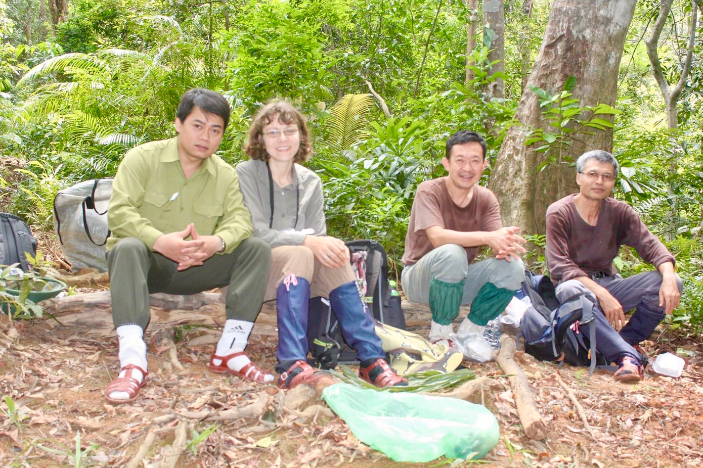 Vườn quốc gia Vũ Quang tổ chức nhiều hoạt động bảo vệ động vật hoang dã. Vườn quốc gia Vũ Quang tổ chức nhiều hoạt động bảo vệ động vật hoang dã.