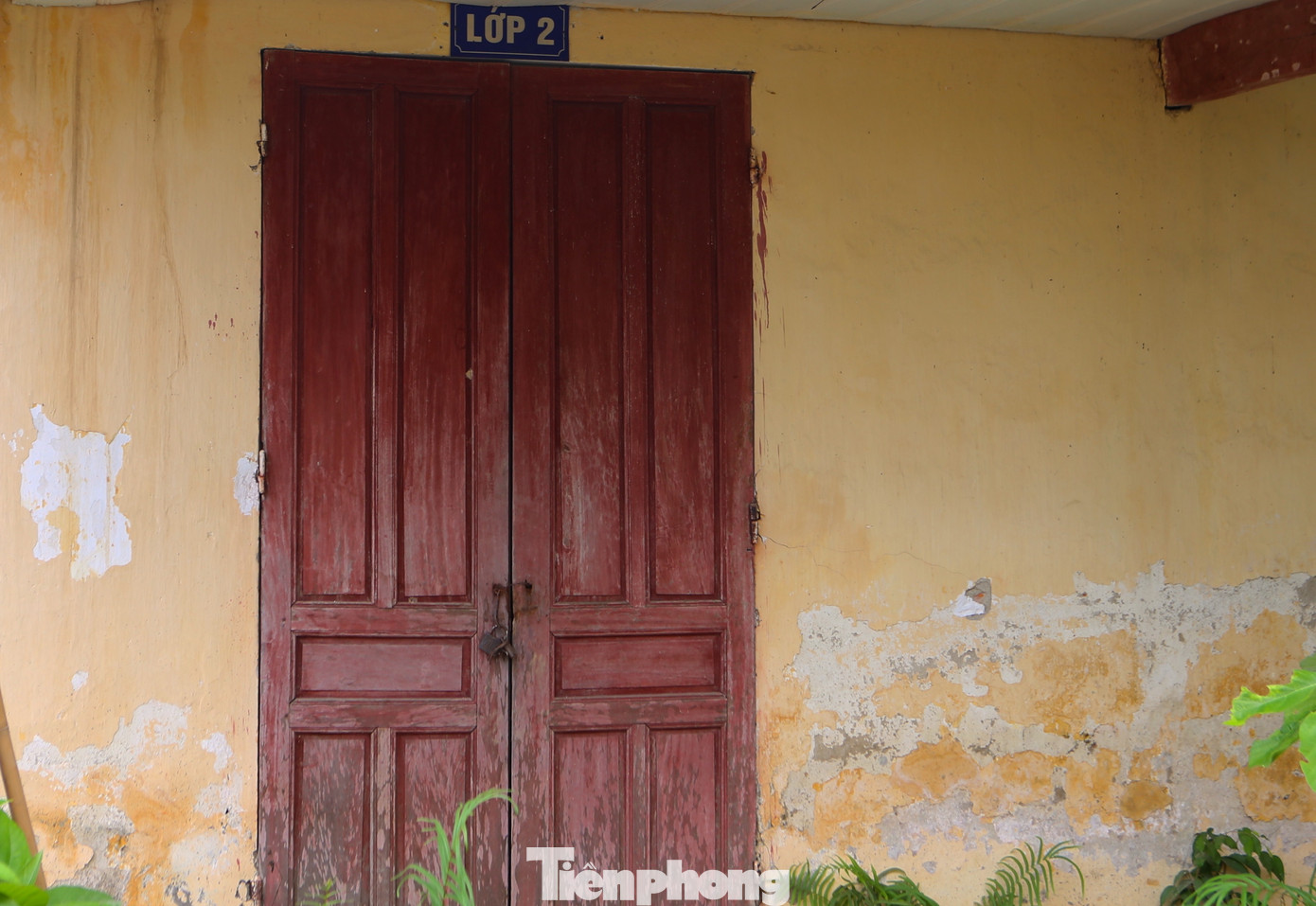 Do lâu ngày không có người sử dụng, trông coi, nhiều hạng mục đã bị xuống cấp, hư hỏng.